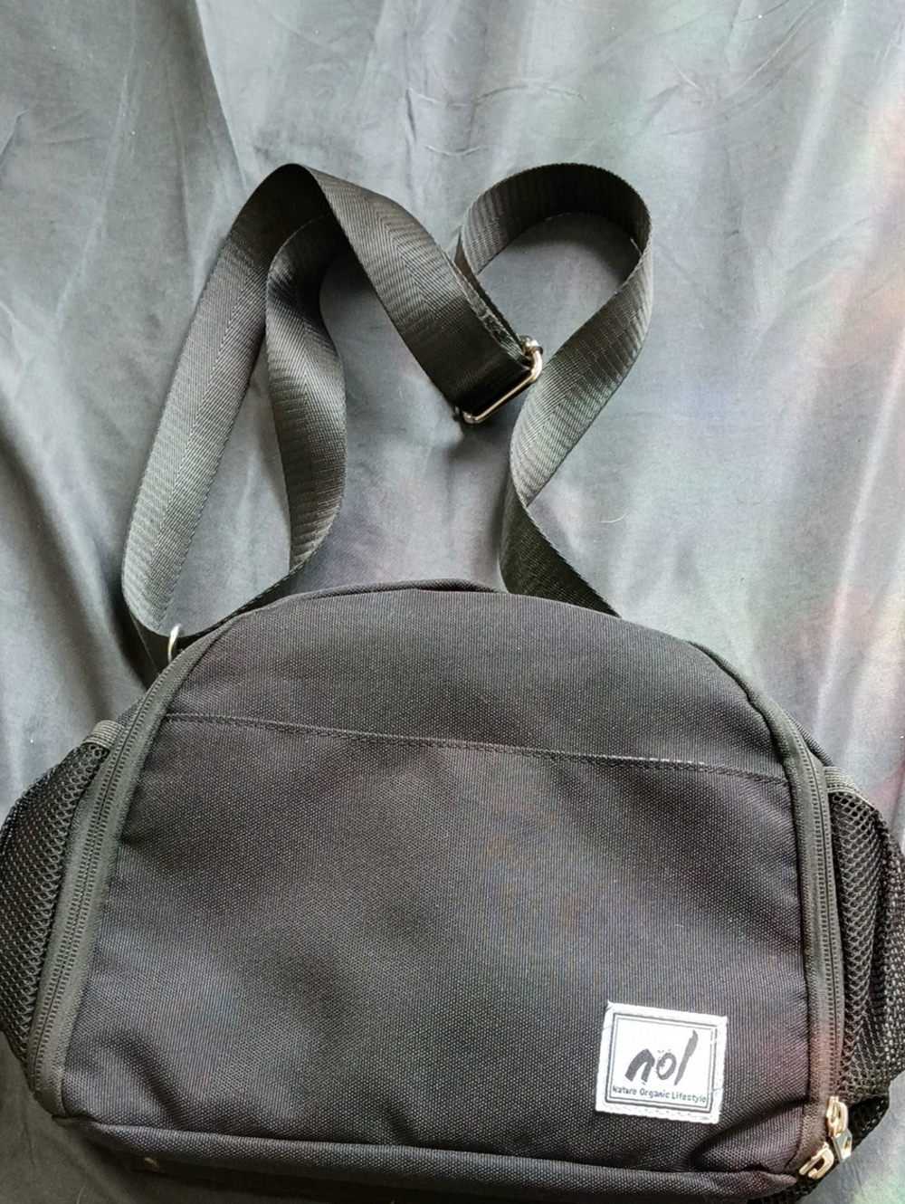 Black Men’s Compact Sling Bag with Adjustable Strap